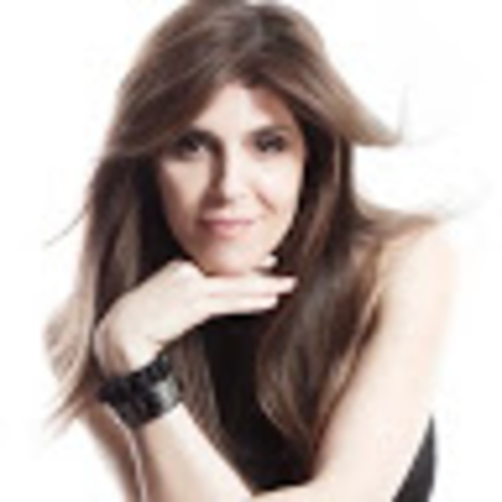 Meet your Posher, Alona